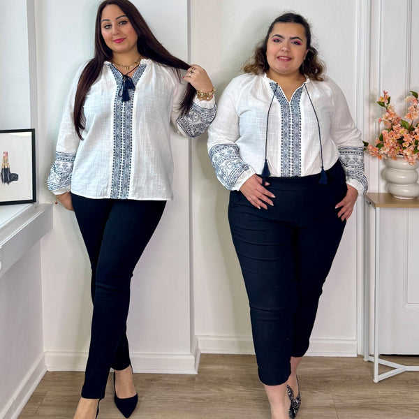 Blouse bohème brodée blanche en coton