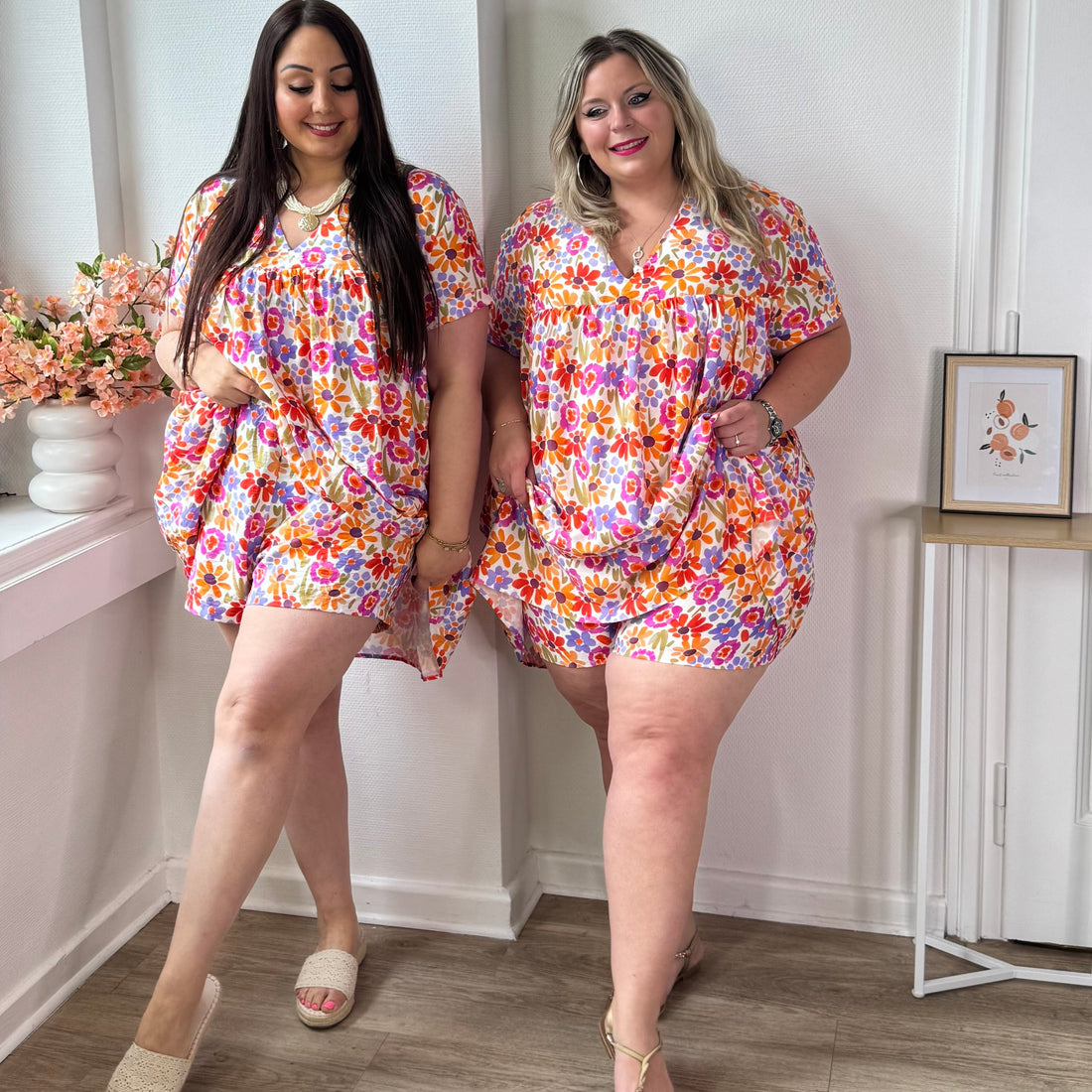 Robe short à fleurs multicolores