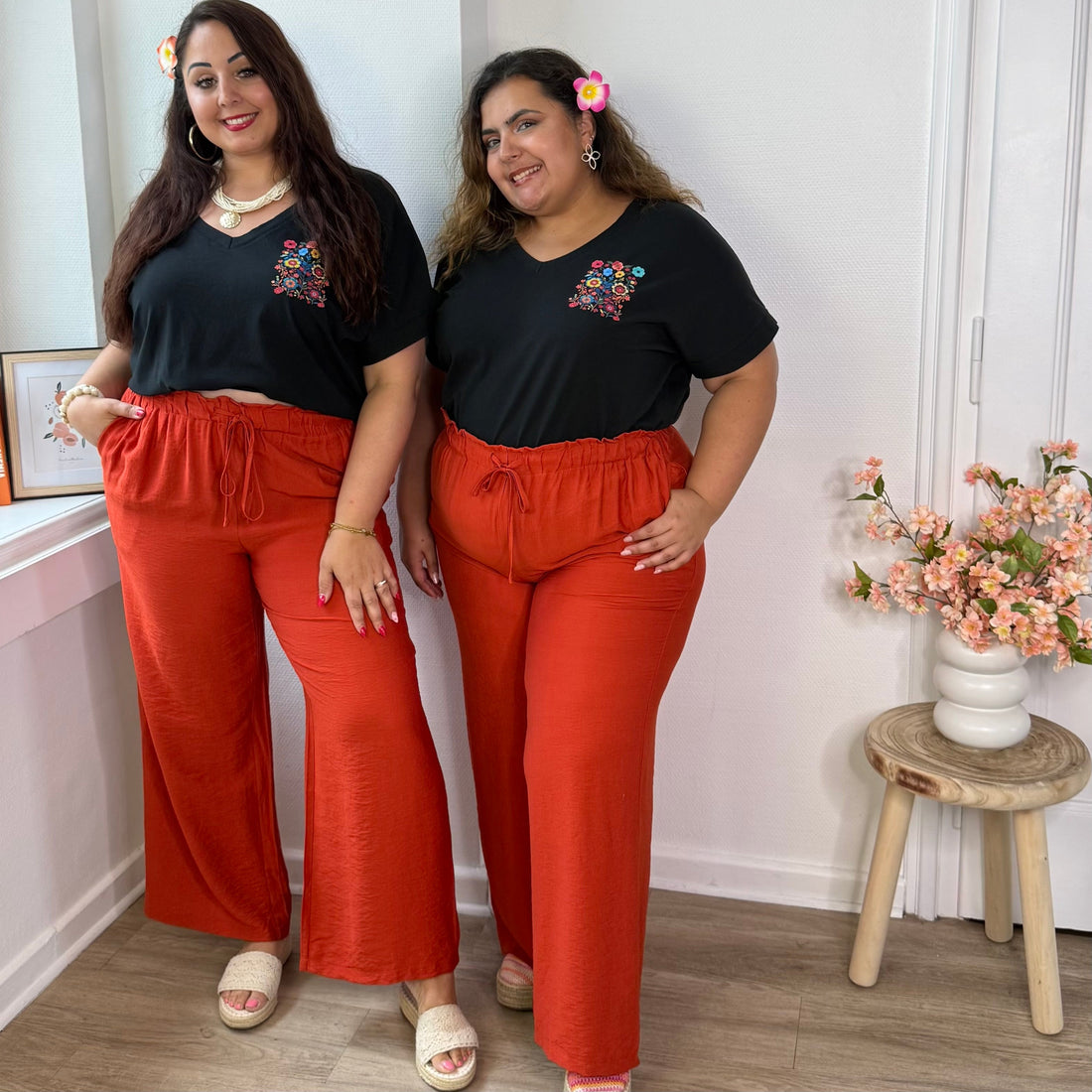 ⁠T-shirt bloom coloré noir en coton - réassort prévu activez l’alerte 🔔