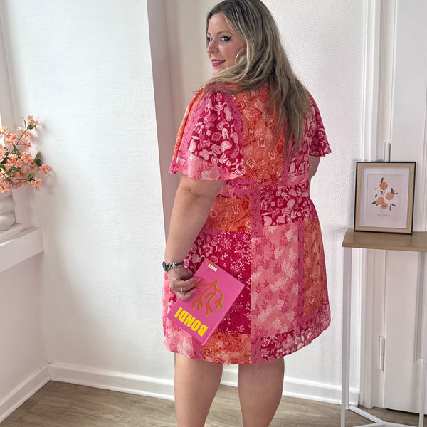 Robe courte imprimé patchwork