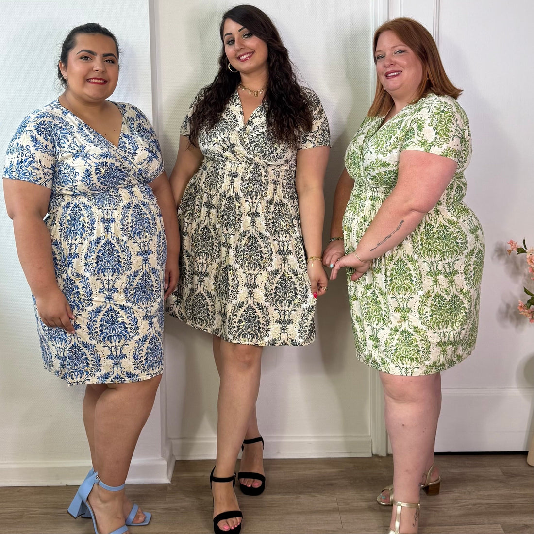 ⁠Robe courte magique élégance orientale