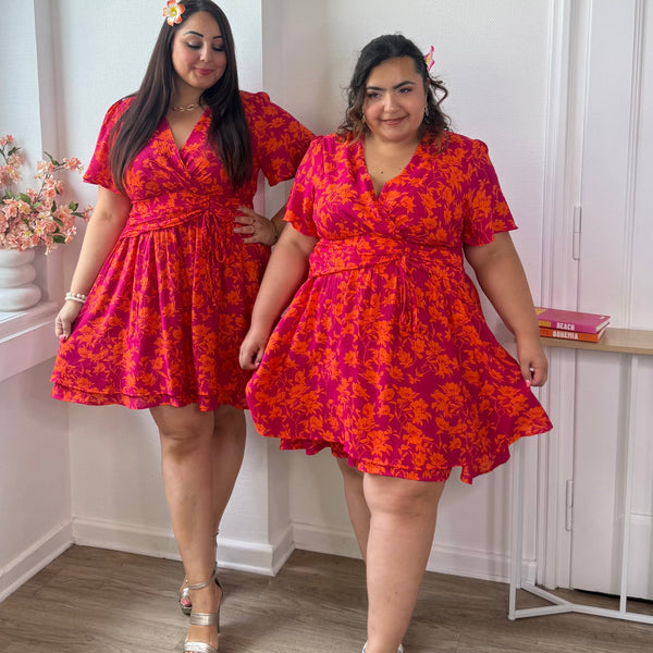 ⁠Robe courte corail passion